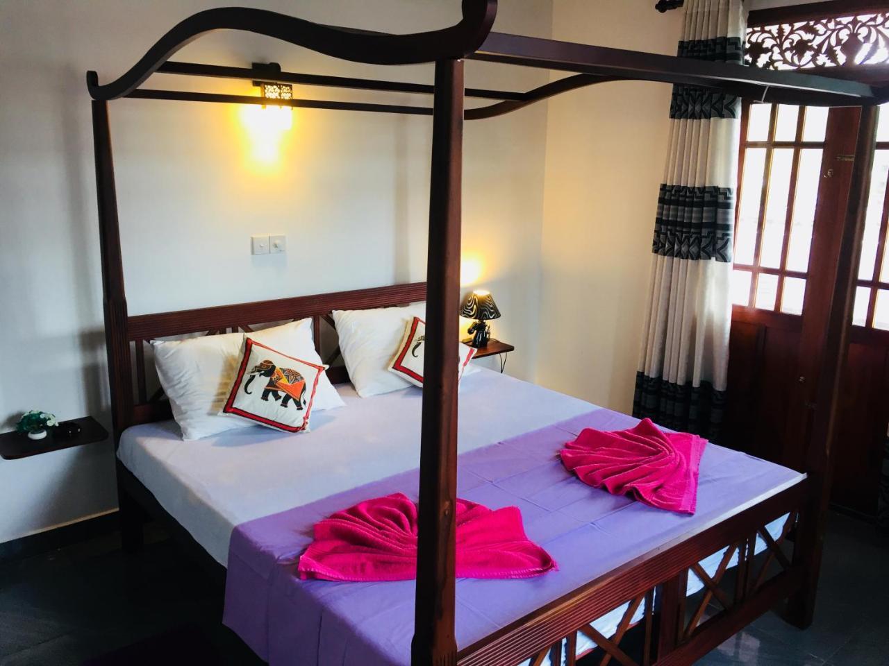 Sanjula Apartments Hikkaduwa Εξωτερικό φωτογραφία