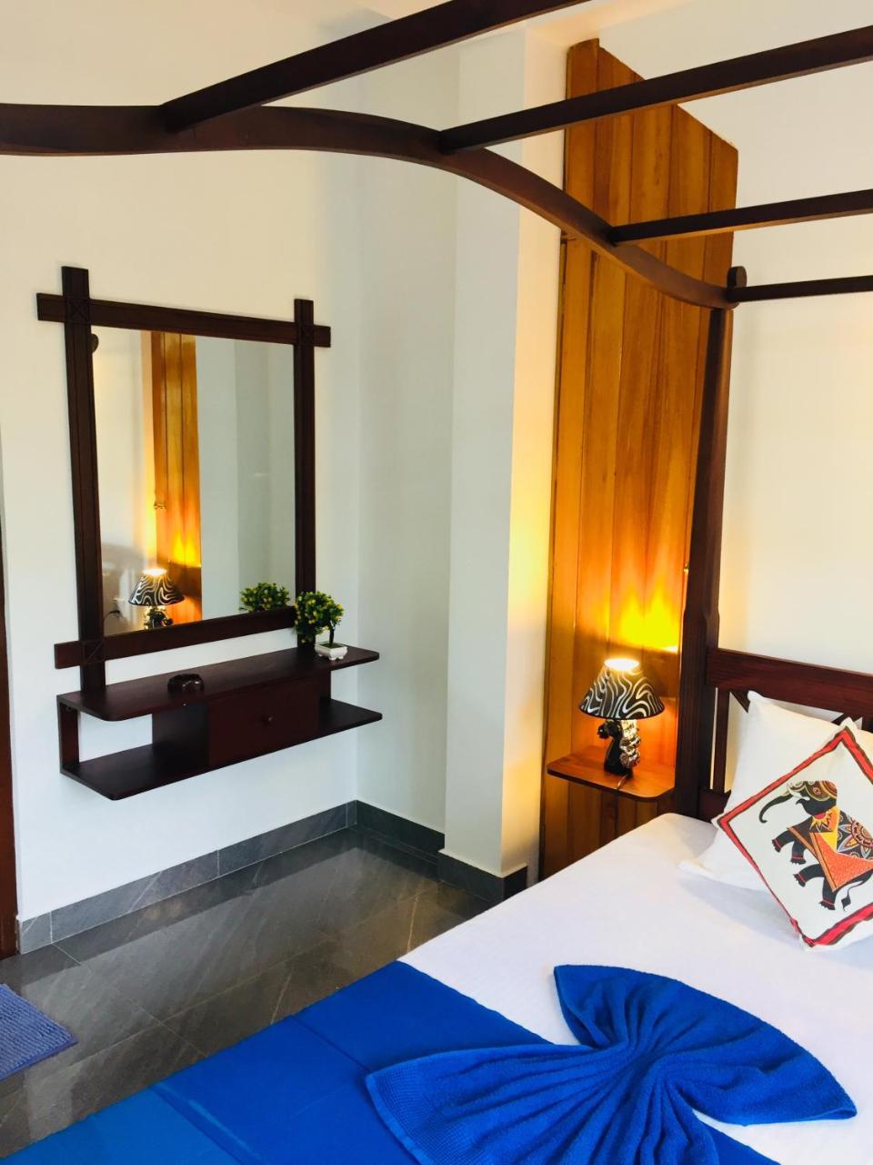 Sanjula Apartments Hikkaduwa Εξωτερικό φωτογραφία