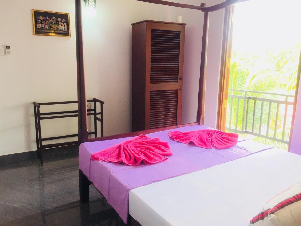 Sanjula Apartments Hikkaduwa Εξωτερικό φωτογραφία