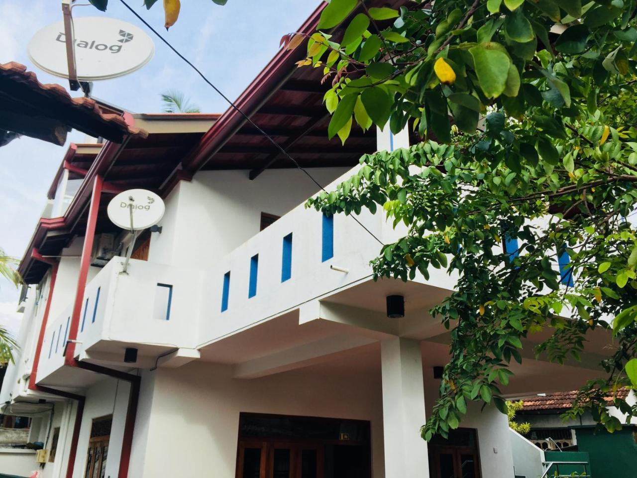 Sanjula Apartments Hikkaduwa Εξωτερικό φωτογραφία